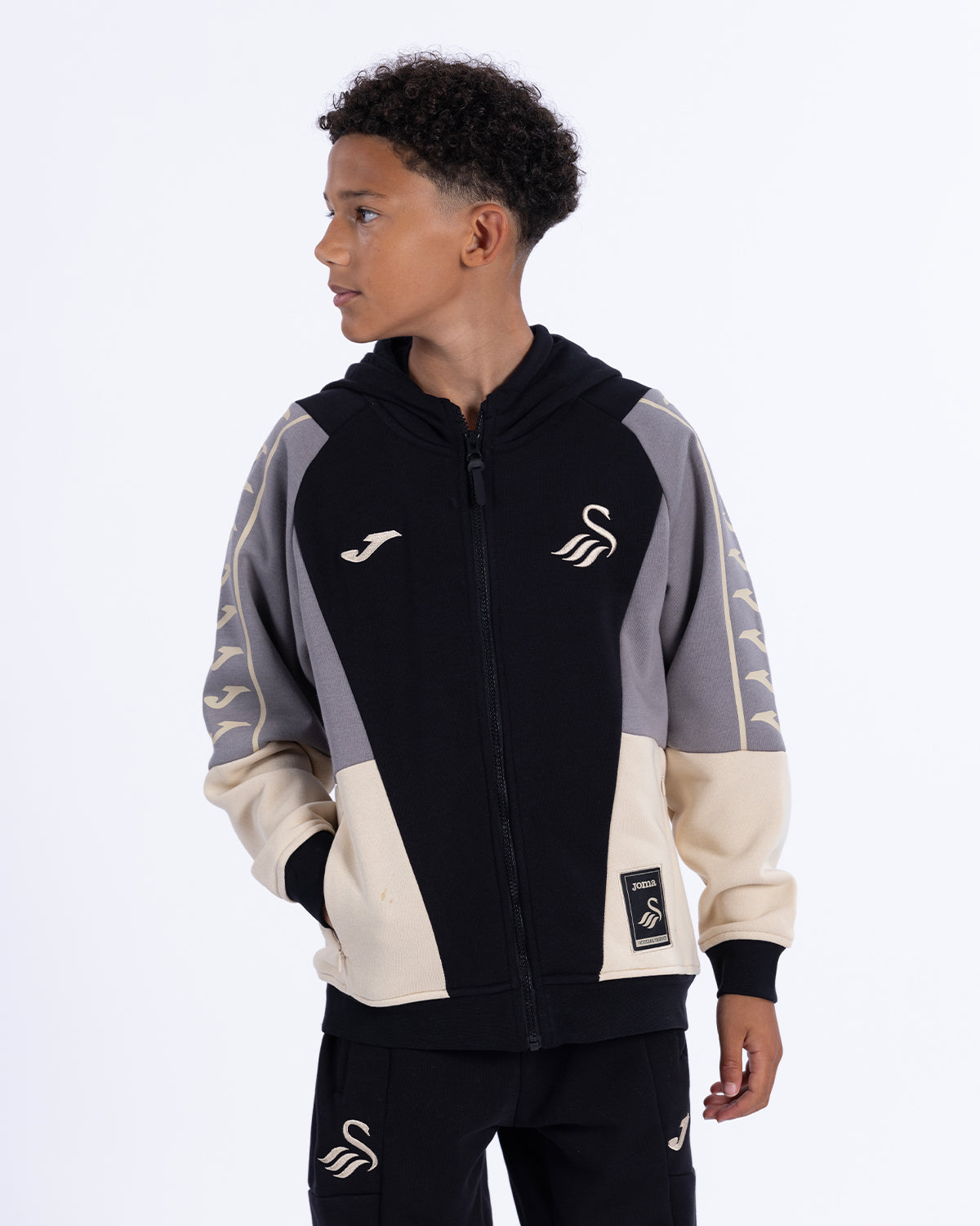 Junior Travel Jacket 2026/27 - Black/Wood Ash
