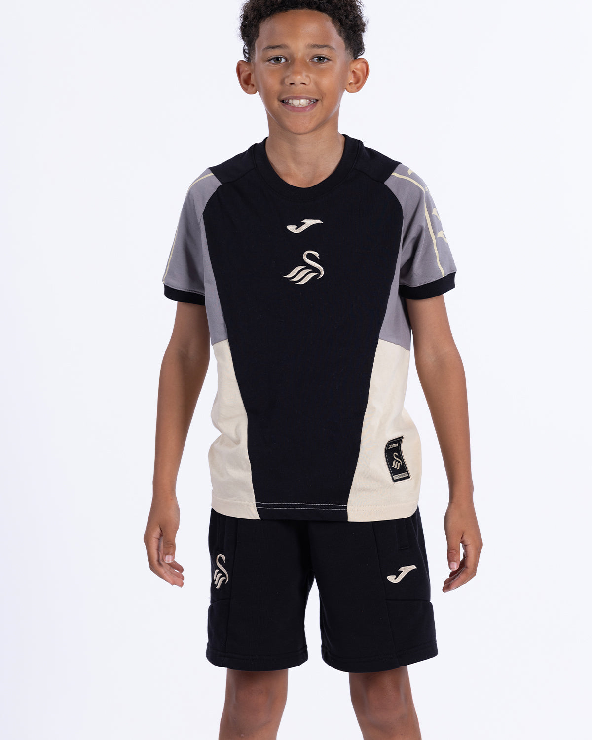 Junior Travel T-Shirt 2026/27 - Black/Wood Ash
