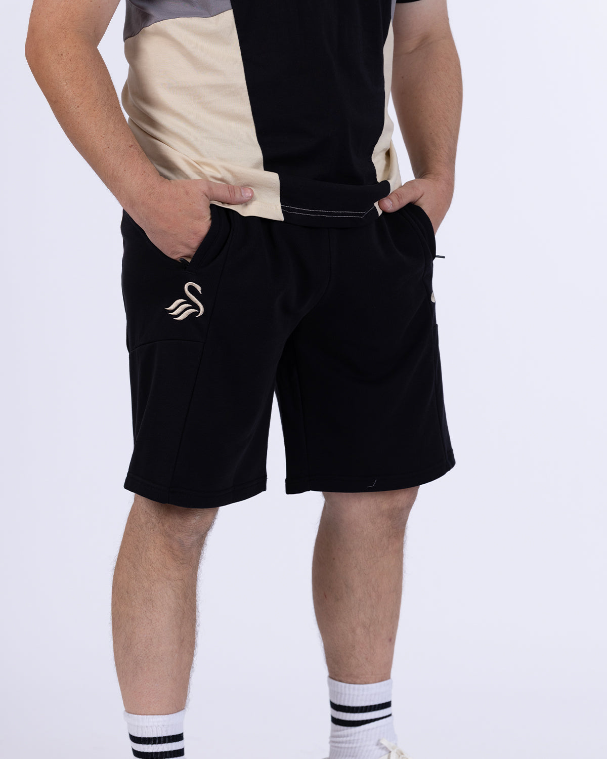 Travel Shorts 2026/27 - Black
