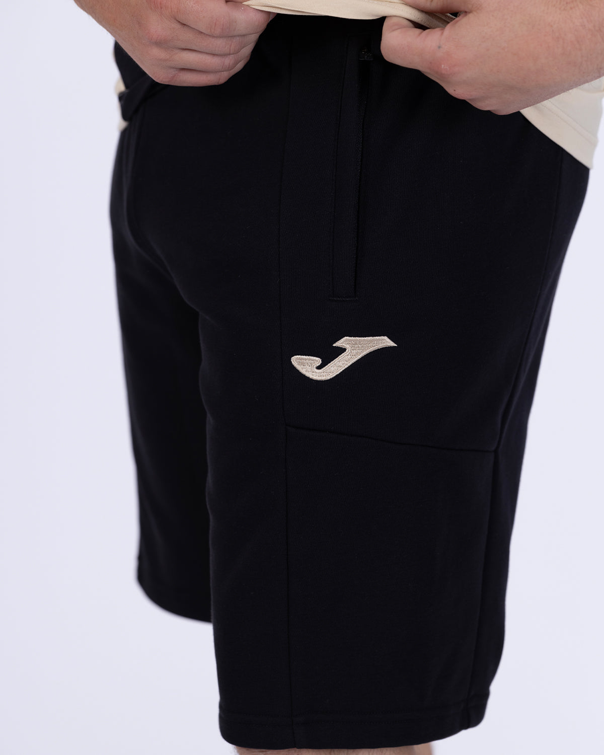 Travel Shorts 2026/27 - Black