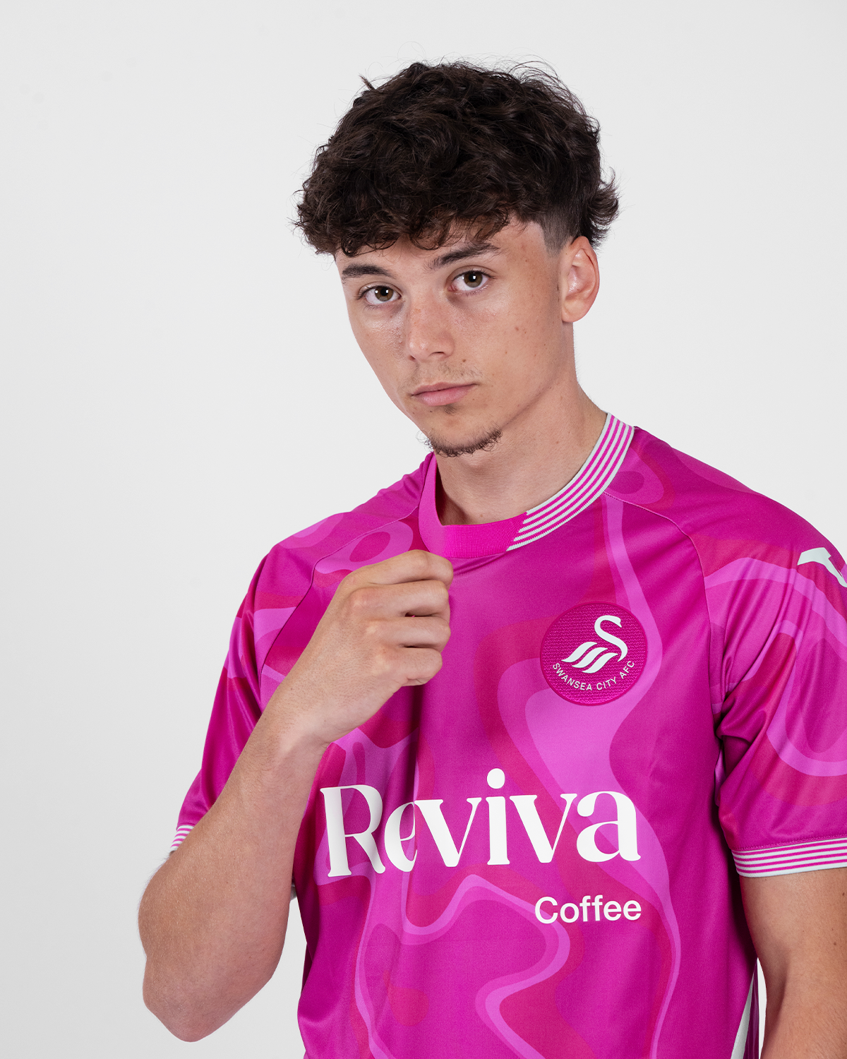 Adult Keeper Shirt 2025/26 - Pink