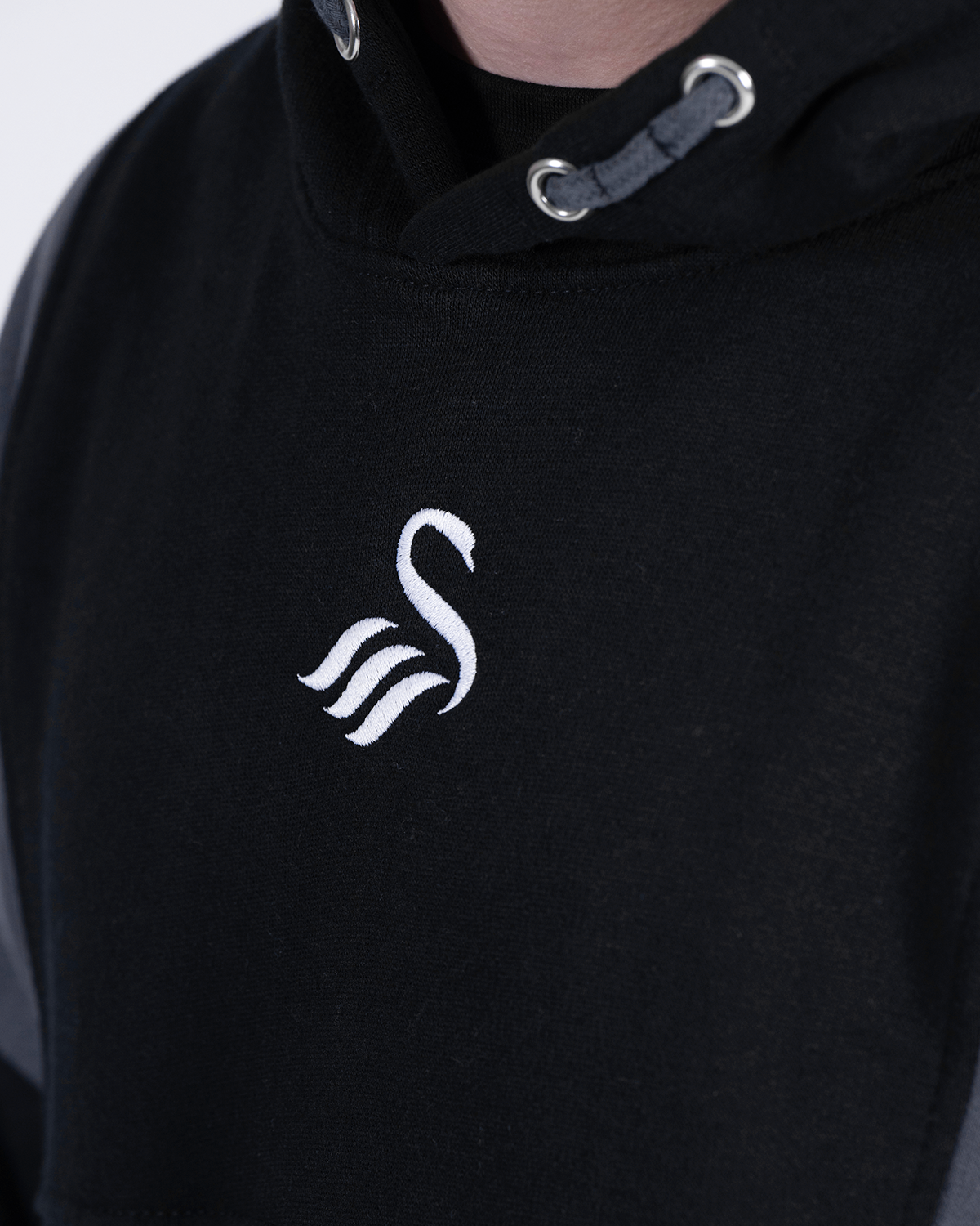 Junior Chivers Hoodie - Black/Charcoal