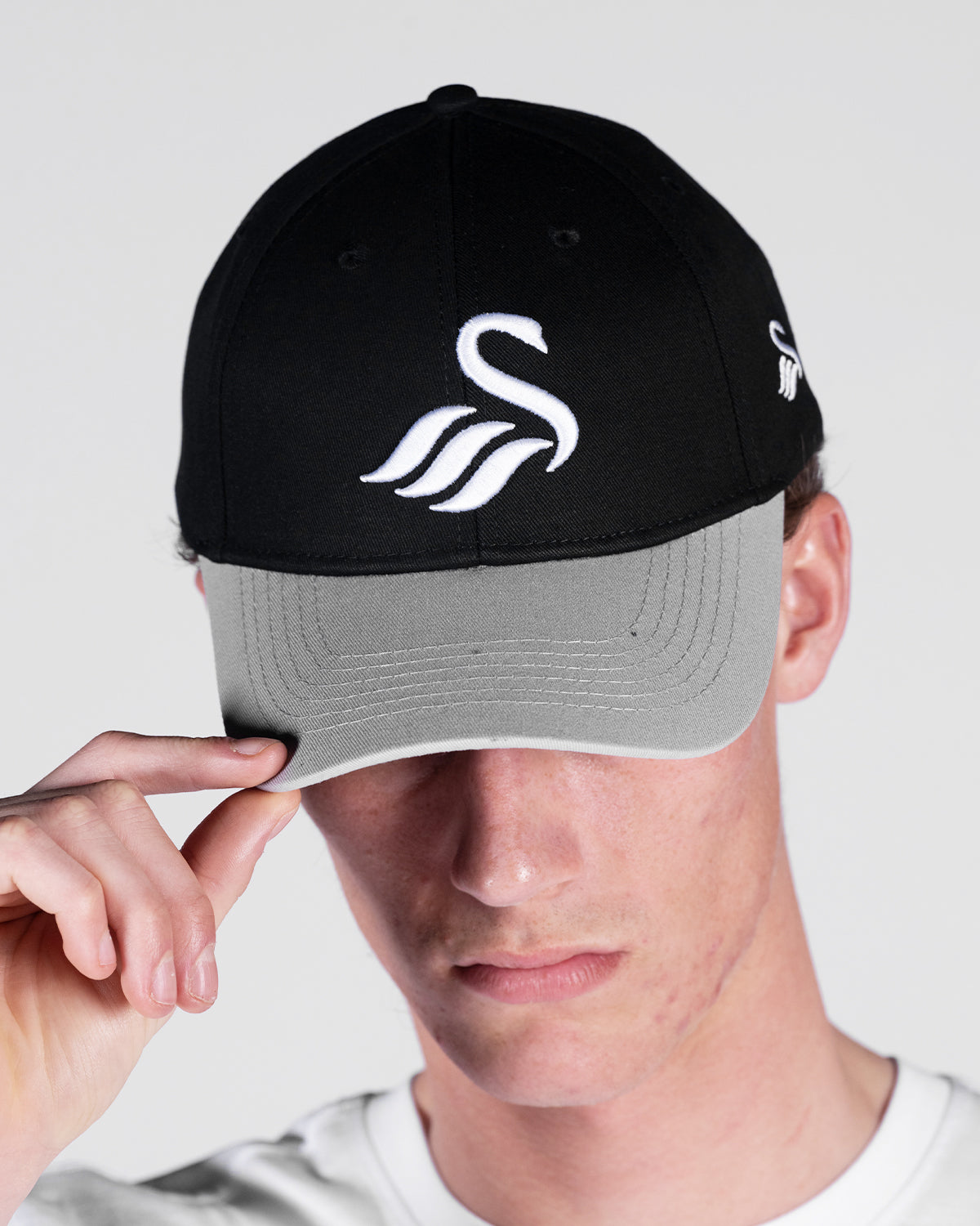 Crest Cap - Black